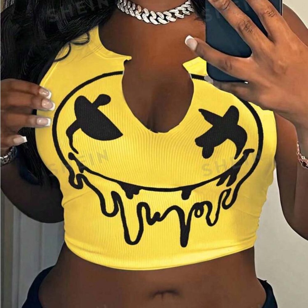 Brand new women’s cropped tank size 4(S)